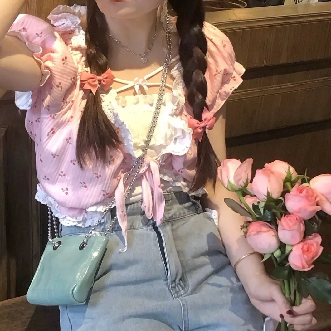 女孩和蜘蛛 海报