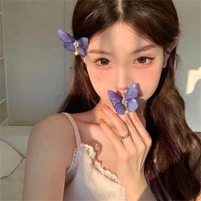明天，我会成为谁的女友 海报